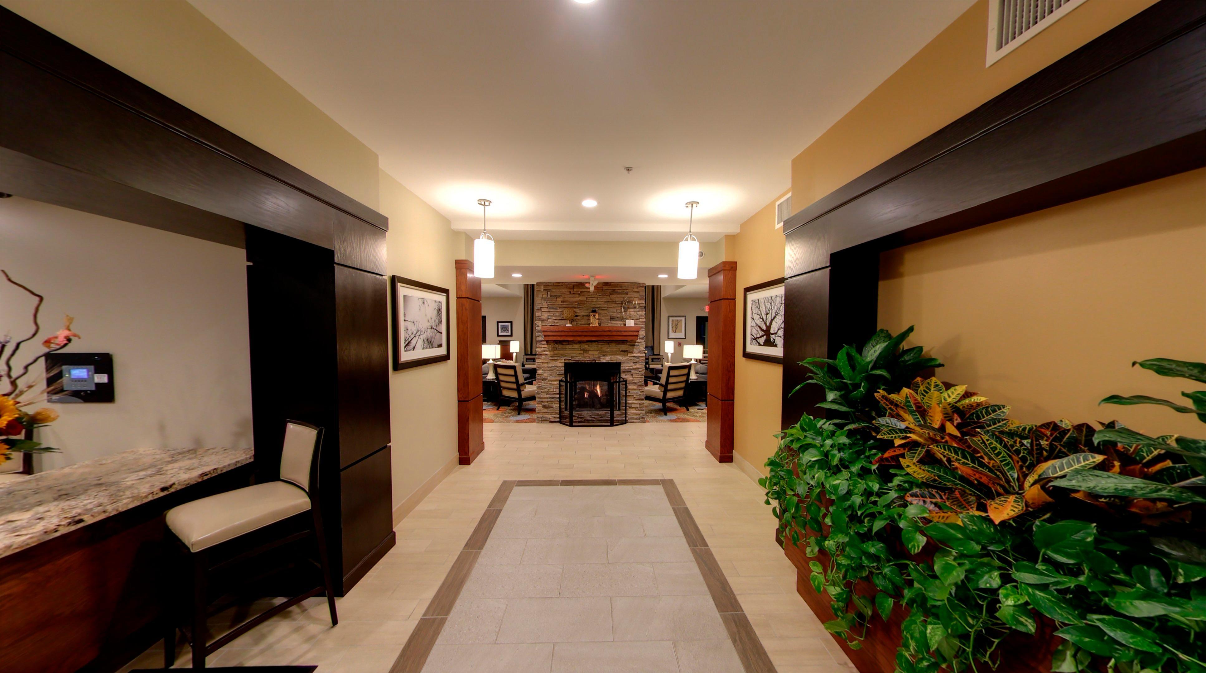 Staybridge Suites Ann Arbor - Research Parkway, An Ihg Hotel Екстериор снимка